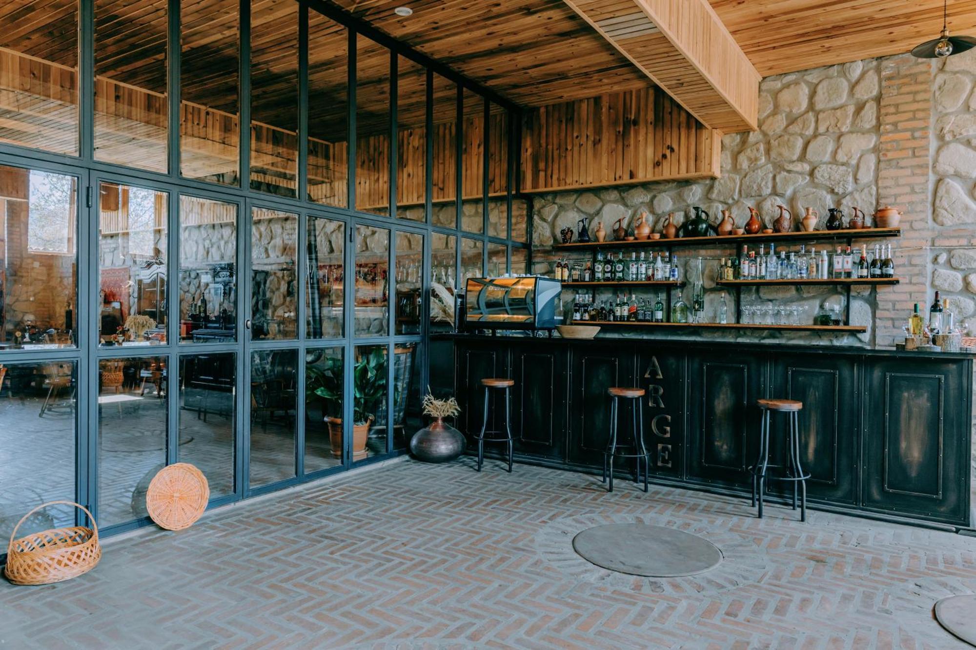 Hotel & Wine Cellar Arge Telavi Bagian luar foto